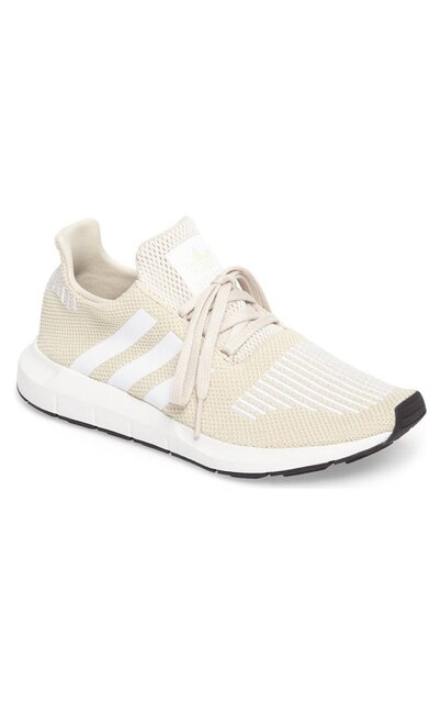 Shopping: Sneakers